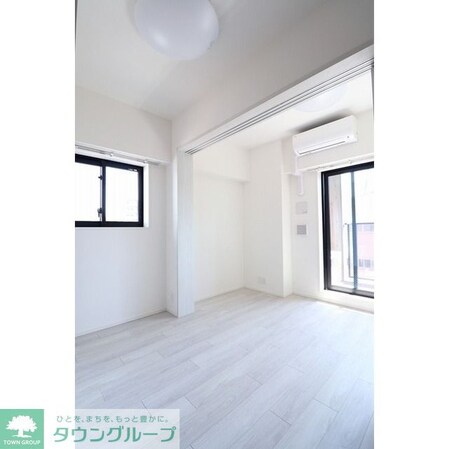 ORME COURT NIPPORI EASTの物件内観写真